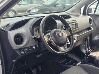 Toyota Yaris 2015 1.4 D-4D-thumb-16