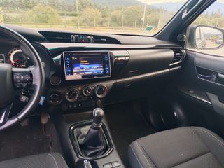 Toyota Hilux 2020 Μιάμιση καμπίνα 4×4-thumb-32