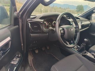 Toyota Hilux 2020 Μιάμιση καμπίνα 4×4-thumb-34