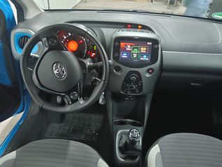 Toyota Aygo 2019 1.0 X-PLAY TOUCH X-SHIFT-thumb-14