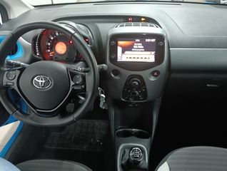 Toyota Aygo 2019 1.0 X-PLAY TOUCH X-SHIFT-thumb-21