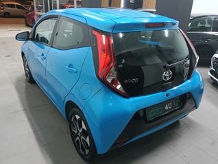 Toyota Aygo 2019 1.0 X-PLAY TOUCH X-SHIFT-thumb-10