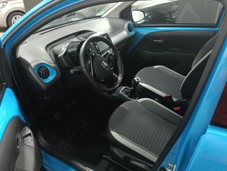 Toyota Aygo 2019 1.0 X-PLAY TOUCH X-SHIFT-thumb-31