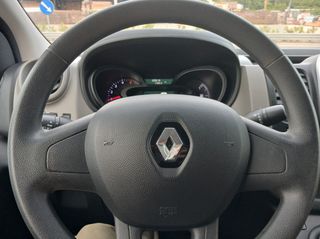 Κλούβα Renault 2019 Trafik. Με ράφια .Σαν καινούριο-thumb-87