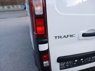 Κλούβα Renault 2019 Trafik. Με ράφια .Σαν καινούριο-thumb-12