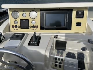 Ferretti 1999 680-thumb-17