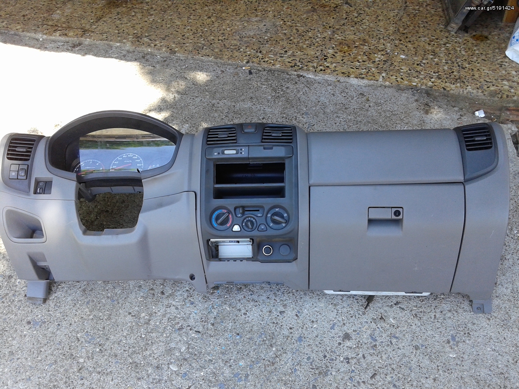 ΤΑΜΠΛΟ ISUZU DMAX 2005