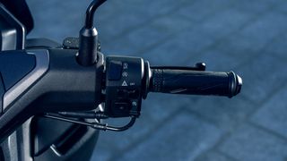 Yamaha NMAX 155 2026 TECHMAX ΕΤΟΙΜΟΠΑΡΑΔΟΤΑ Κ ΜΕ 220ΕΥΡΩ ΔΩΡΟΕΠΙΤΑΓΗ-thumb-9