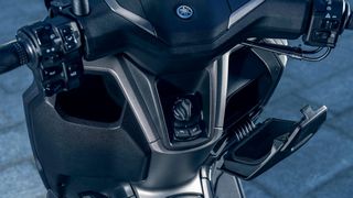Yamaha NMAX 155 2026 TECHMAX ΕΤΟΙΜΟΠΑΡΑΔΟΤΑ Κ ΜΕ 220ΕΥΡΩ ΔΩΡΟΕΠΙΤΑΓΗ-thumb-11