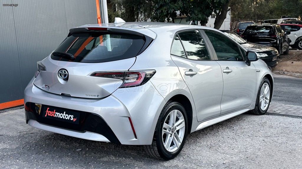 Toyota Corolla thumbnail 8