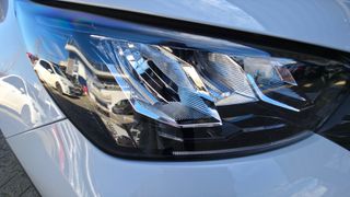 Peugeot 2008 2025 1.2 PURETECH 102 STYLE-thumb-28