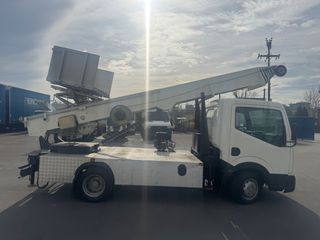 Ανελκυστήρες Μετακομίσεων Bocker 2008 Nissan bocker 30 metra-thumb-6