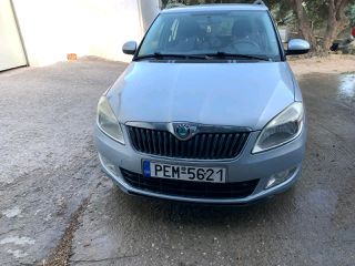 Skoda Fabia 2011 Reflex 5J | 1.4 – ΜΟΝΟ 110.000 χλμ – Αξιόπιστο & Οικονομικό-thumb-2