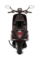 Vespa 946 2026 HORSE-thumb-9