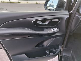 Mercedes-Benz V 300 2024 Avantgarde EXTRA LONG.-thumb-29