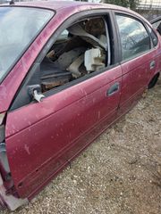 Ανταλλακτικά Toyota Avensis T22 ('97-'03) - Μπορντό / Κονσόλα & Καντράν