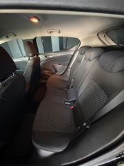 Opel Astra 2017-thumb-13