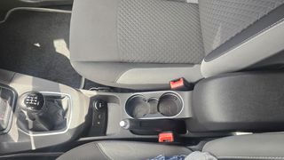 Ford Fiesta 2015 1.0_ECOBOOST_SYNC_EDITION-thumb-14