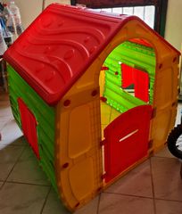 παιδικό σπιτάκι