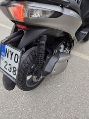 Piaggio MP3 YOURBAN 2011 300 RL-thumb-16