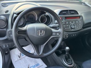 Honda Jazz 2012-thumb-14