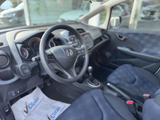 Honda Jazz 2012-thumb-17