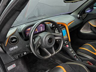 McLaren 720S 2018-thumb-16