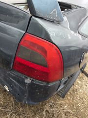 Ανταλλακτικά Opel Vectra B (Facelift) - Hatchback / Spoiler & Φανάρια Smoke / ΠΑΠΑΝΙΚΟΣ