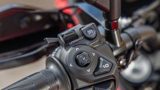 Yamaha Tracer 700 2026 Y-AMT 2026!!!-thumb-8