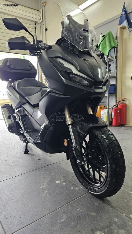 Honda ADV 350 2025 Honda ADV 350 + smart top box