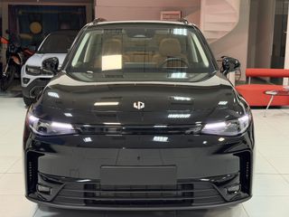 Leapmotor C 10 2026 REEV 970km Αυτονομία-thumb-4