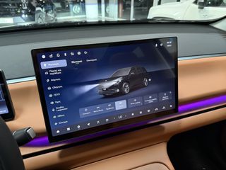 Leapmotor C 10 2026 REEV 970km Αυτονομία-thumb-47