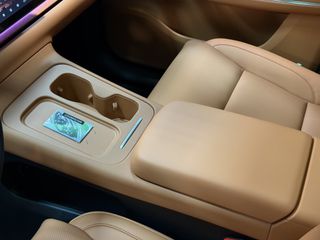 Leapmotor C 10 2026 REEV 970km Αυτονομία-thumb-30