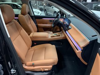 Leapmotor C 10 2026 REEV 970km Αυτονομία-thumb-36