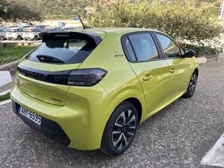 Peugeot 208 2025 1.2 Hybrid e-DCS6 110 Style-thumb-5
