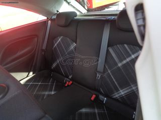 Opel Corsa 2015-thumb-5