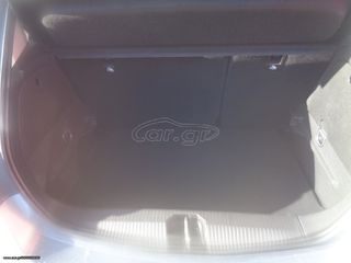 Opel Corsa 2015-thumb-6