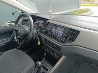 Volkswagen Polo 2021 ¤ 1.6 TDi ¤ COMFORTLINE ¤-thumb-35
