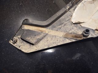 Δεξιό καπάκι ουράς XT600E-thumb-5
