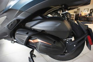Piaggio MP3 530 2025 MP3 530 LT-thumb-40