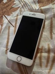 iPhone 8 64GB Gold-thumb-1