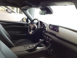 Mazda MX-5 2026 1.5 SKYACTIV G 132hp 6MT EXCLUSIVE-LINE (ΕΤΟΙΜΟΠΑΡΑΔΟΤΟ)-thumb-22