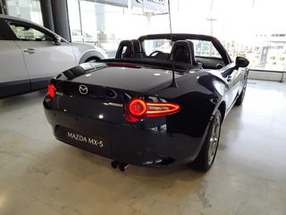 Mazda MX-5 2026 1.5 SKYACTIV G 132hp 6MT EXCLUSIVE-LINE (ΕΤΟΙΜΟΠΑΡΑΔΟΤΟ)-thumb-5