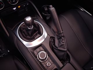 Mazda MX-5 2026 1.5 SKYACTIV G 132hp 6MT EXCLUSIVE-LINE (ΕΤΟΙΜΟΠΑΡΑΔΟΤΟ)-thumb-12