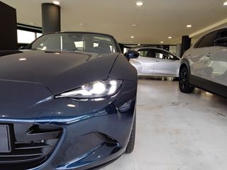 Mazda MX-5 2026 1.5 SKYACTIV G 132hp 6MT EXCLUSIVE-LINE (ΕΤΟΙΜΟΠΑΡΑΔΟΤΟ)-thumb-2