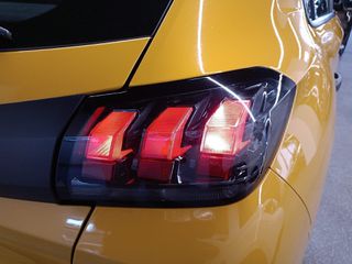 Peugeot 208 2022 1,2 PureTech-thumb-17