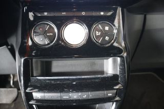 DS DS3 2019 SoChic Auto Navi / 6 Χρόνια Δωρεάν Service-thumb-27