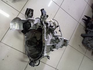ΣΑΣΜΑΝ **YH01** PEUGEOT PARTNER-3008-EXPERT- CITROEN BERLINGO-JUMPY- OPEL VIVARO DIESEL 1.5 2017 2018 2019 2020 2021 2022 2023 2024 **ΡΩΤΗΣΤΕ ΤΙΜΗ**