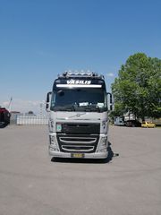Volvo 2013 FH-thumb-2