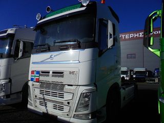 Volvo 2016 FH4 500-thumb-1